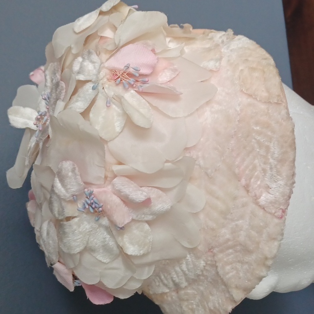 Unique Hat - image 2